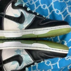 Nike | Shoes | Nike Dunk High Mens Size 6 Santana Premium  display picture 3